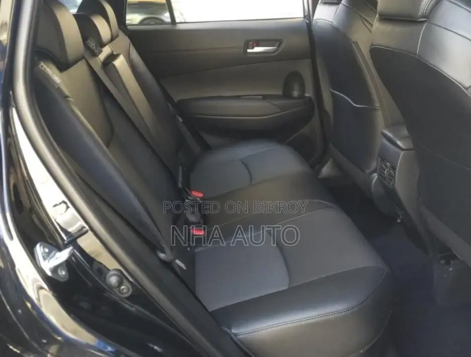 Toyota Corolla Cross Z LEATHER PANAROOF 2025