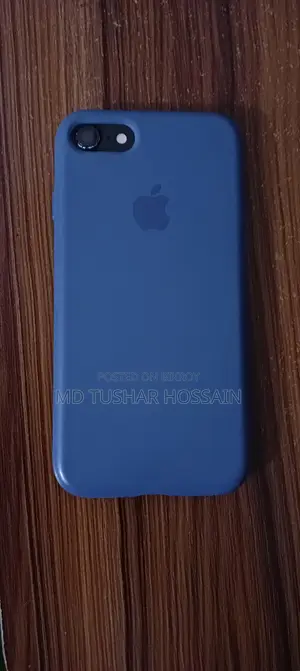 Apple iPhone SE 2020 (Used)