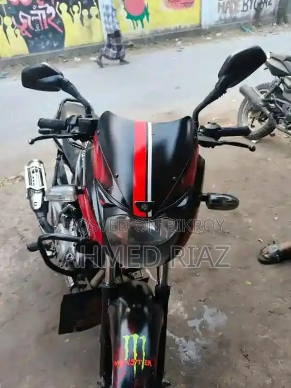 বাজাজ পালসার ১৫০ ২০১৬