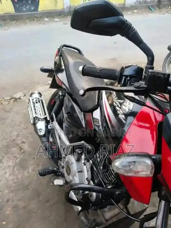 বাজাজ পালসার ১৫০ ২০১৬