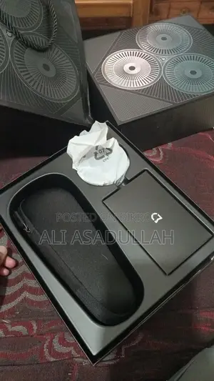 Pristine & 100% Original Xiaomi Mijia S302 Electric Shaver (Gift Box)
