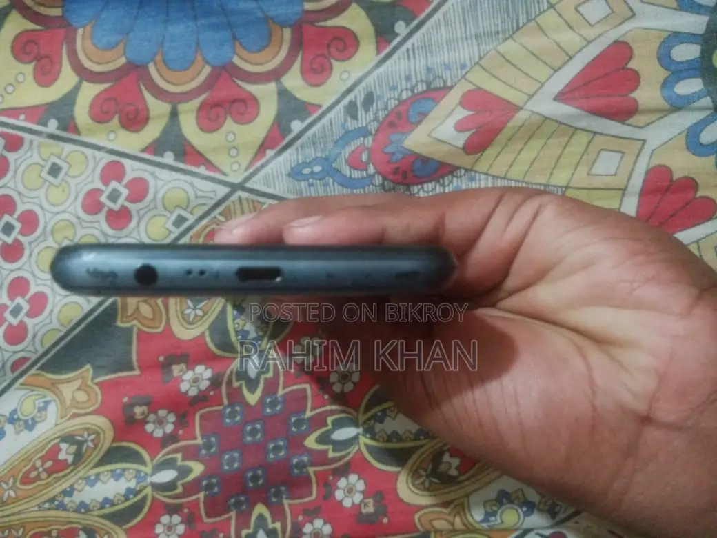Realme C11 . (Used)