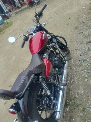 Royal Enfield Meteor 350 2025