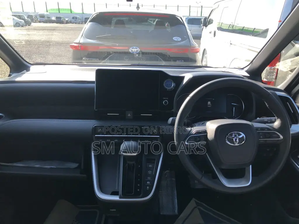 Toyota Voxy Hybrid SZ Pearl New 2022