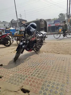 Bajaj Pulsar 150 . 2019