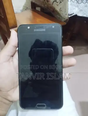 Samsung Galaxy J7 খুব ভালো (Used)