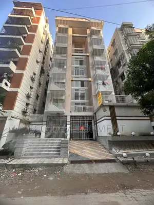 Bashundhara 2170 Sft Ready Flat Sell