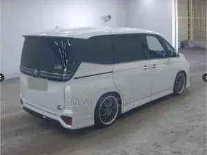 Toyota Voxy Hybrid SZ Pearl New 2023