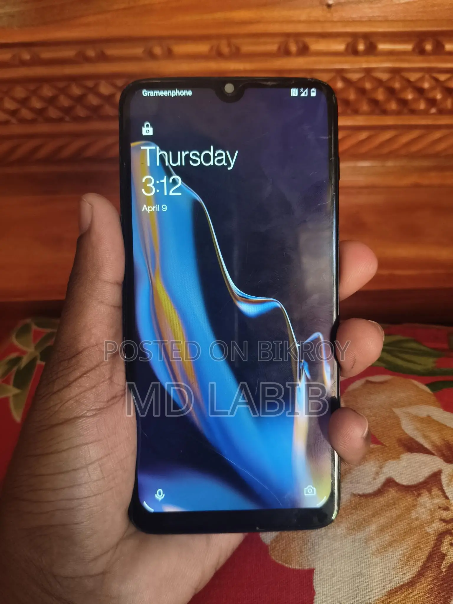OnePlus 6T (Used)