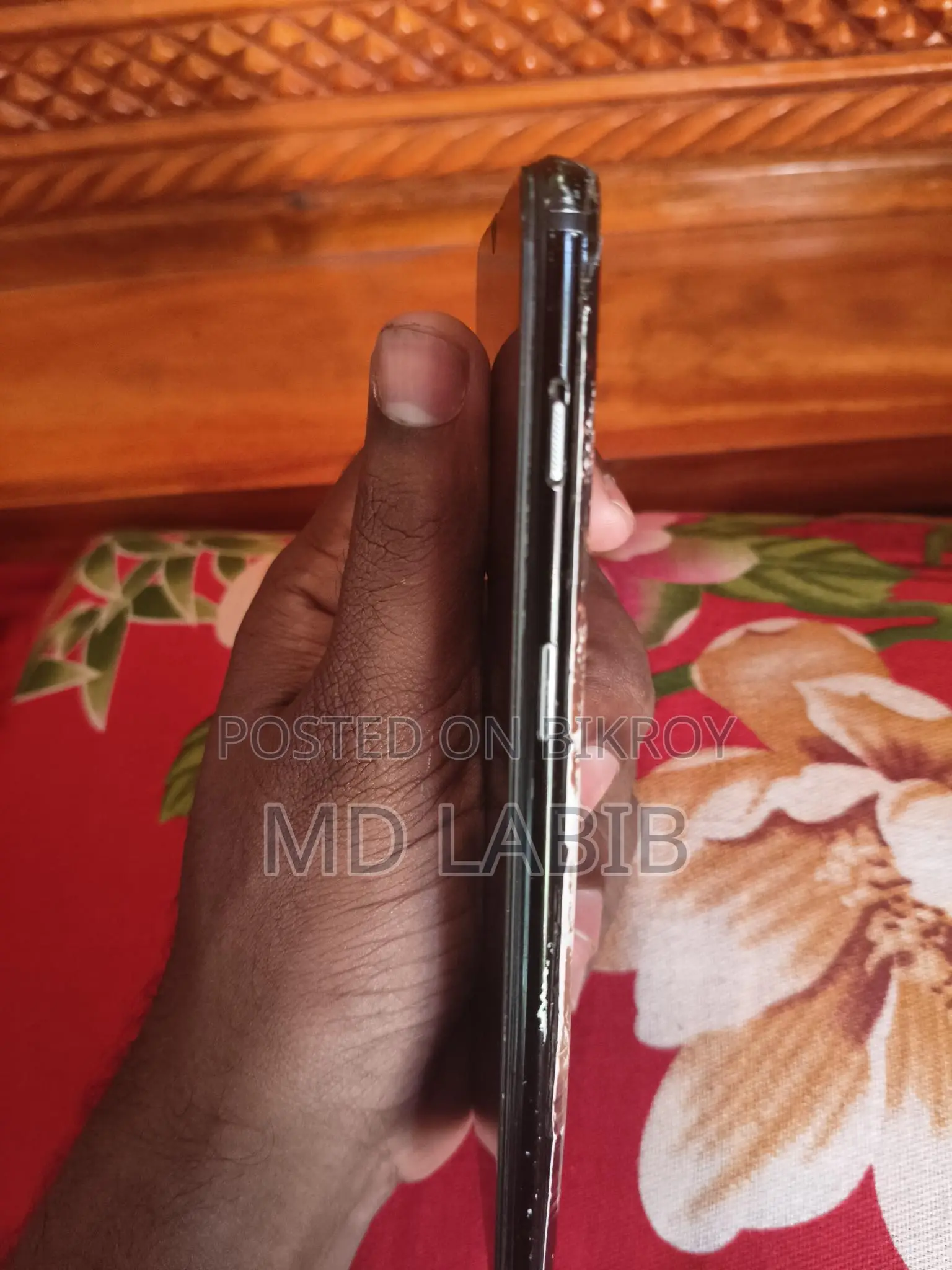 OnePlus 6T (Used)