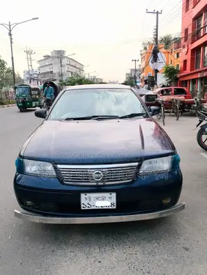 Nissan Sunny blue 2004