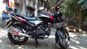 Bajaj Discover 2022