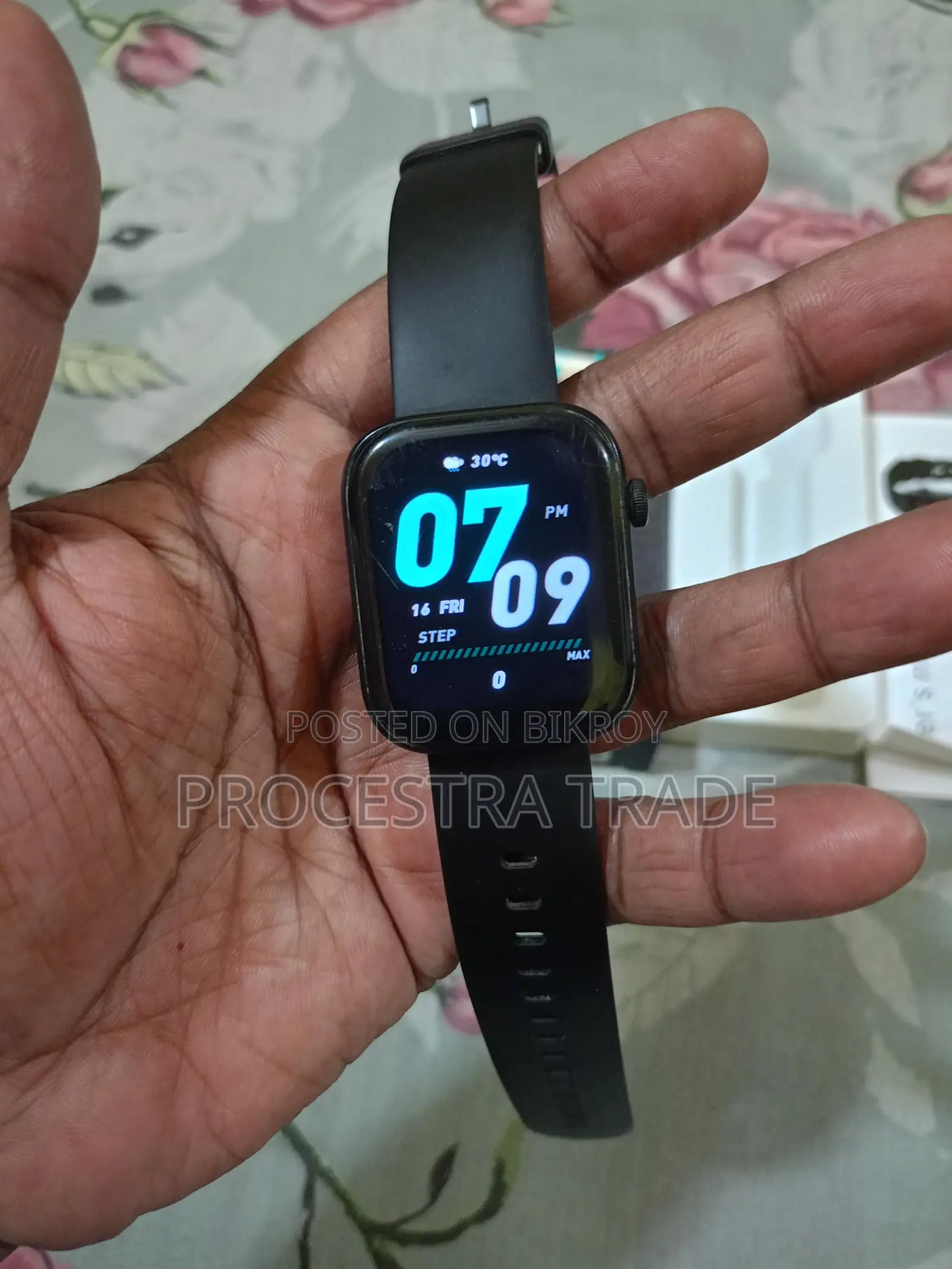 Colmi P71 কলিং স্মার্ট ওয়াচ