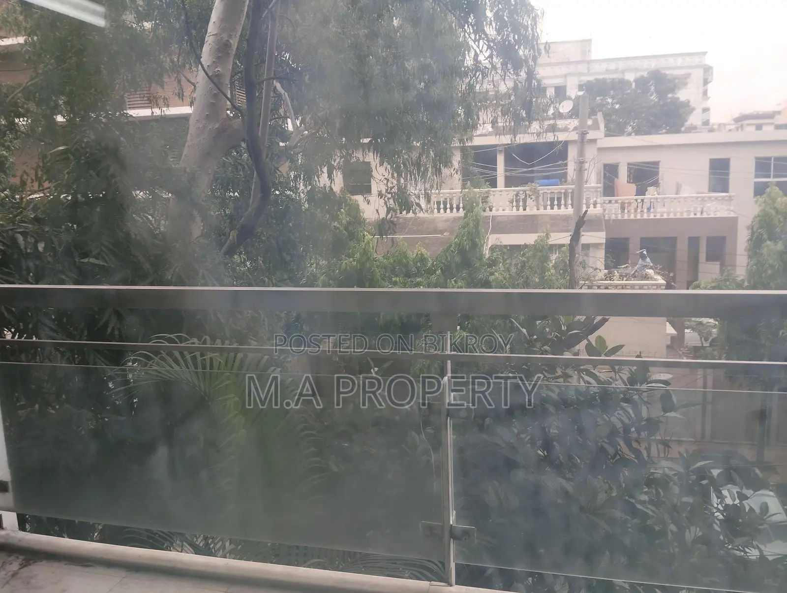 EXCELLENT 4 BED FURNISHED FLAT RENT IN GULSHAN NORTH