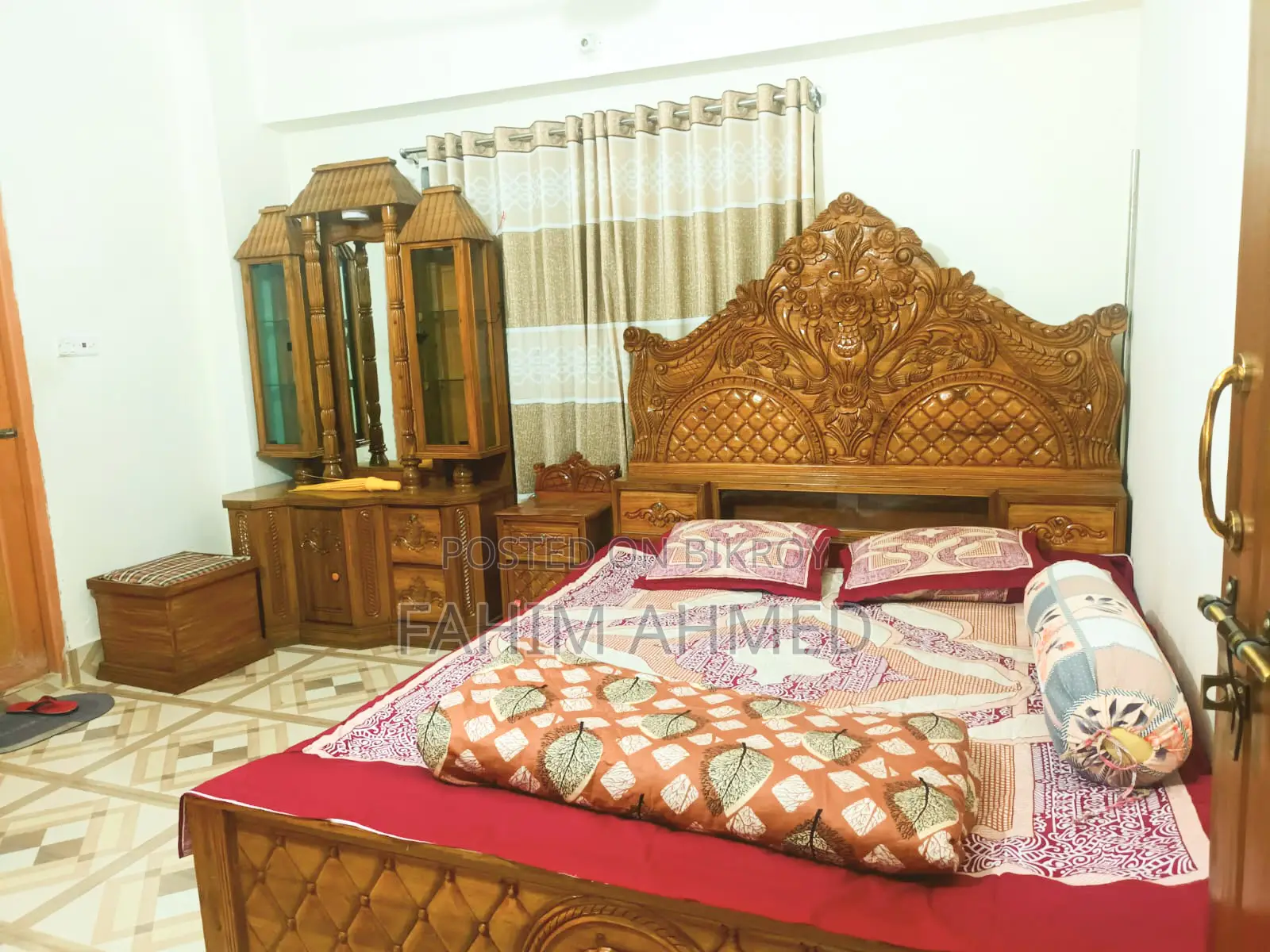 Furnished 3-Bedroom Apartment in Zinda Bazar for Rent