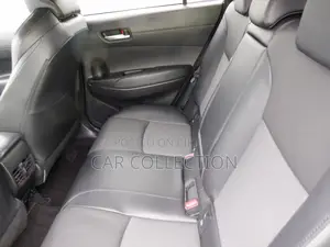 টয়োটা করোলা ক্রস জেড লেদার পার্ল ২০২২