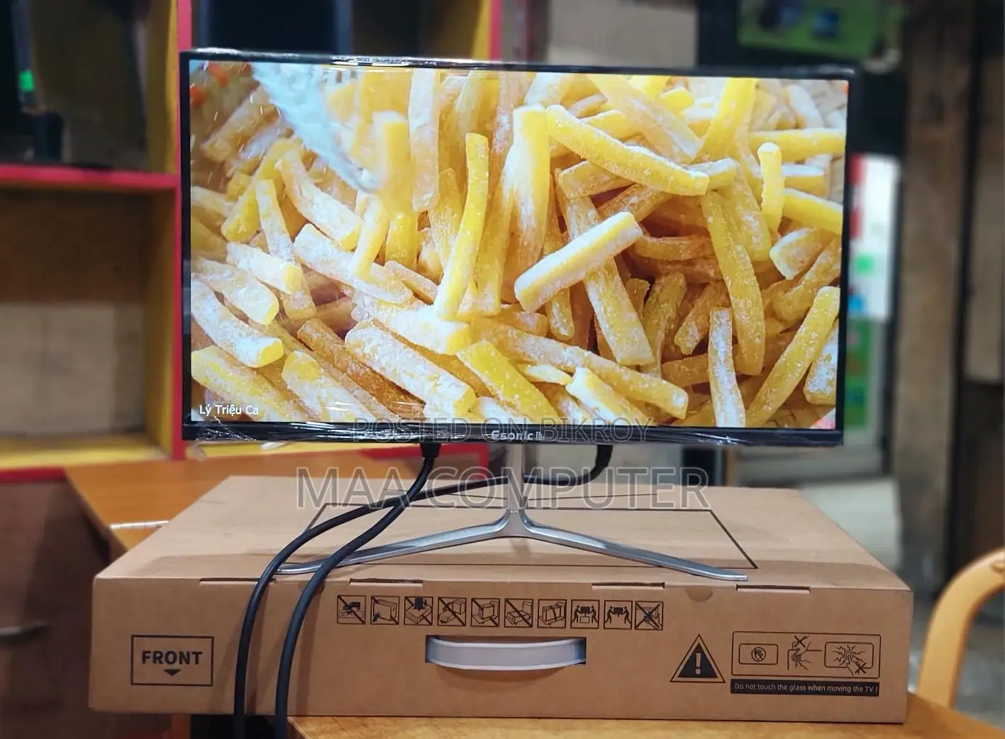 22 Inch Borderless Ips Display Esonic Brand { Full Box } Led Monitor
