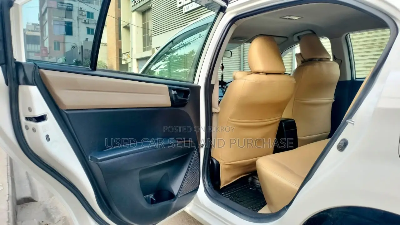 Toyota Axio badg interior 2015