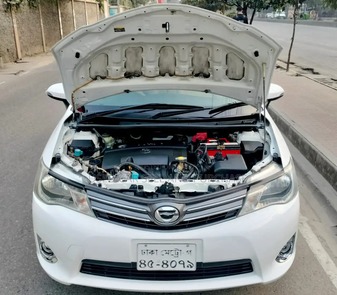 Toyota Axio badg interior 2015
