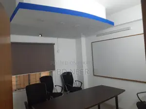 বনানীতে আনফার্নিশড বা ফার্নিশড অফিস ভাড়া