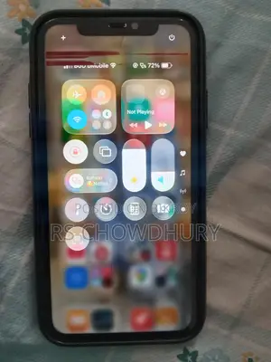 Apple iPhone 11 (Used)