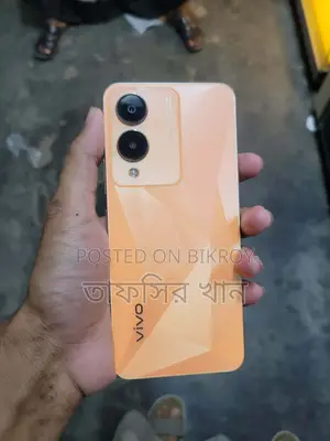 Vivo Y17s . (Used)