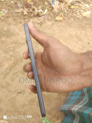Tecno Spark 40 Pro 8-128 (Used)
