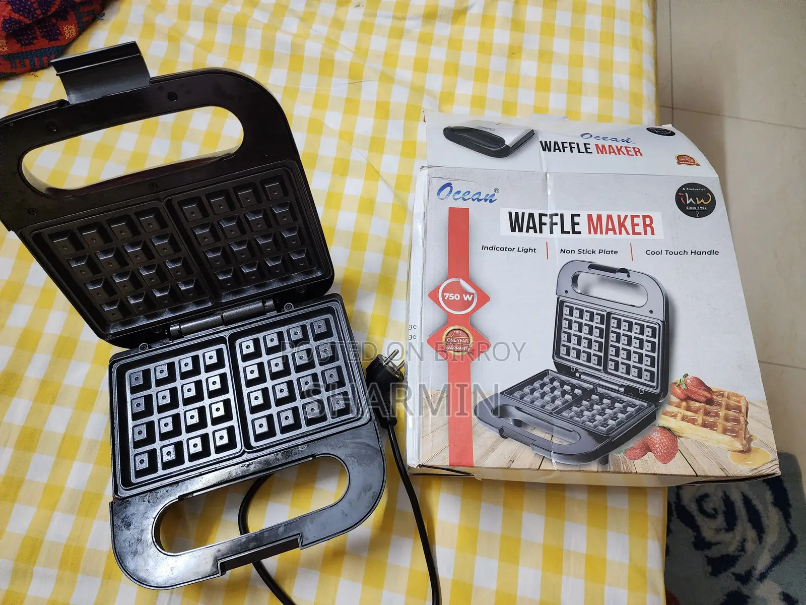 Waffle maker, brand : Ocean.