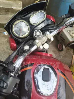 Bajaj Discover 125 2015