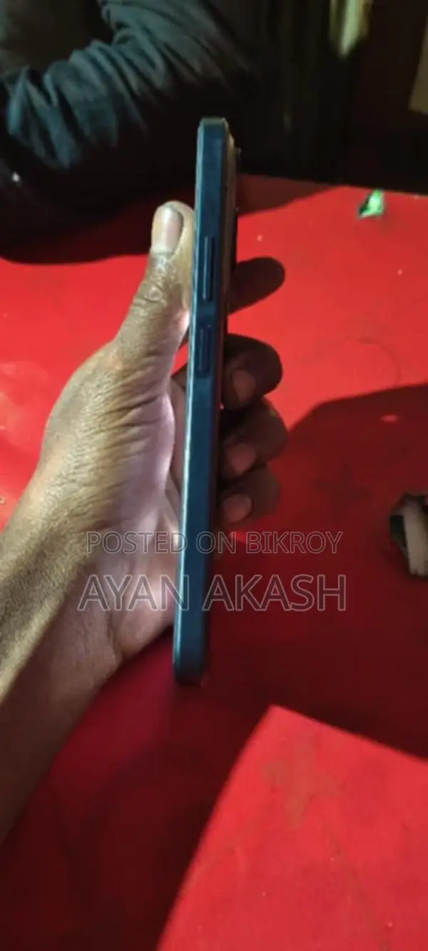 ভিভো Y31 অ্যান্ড্রয়েড ১৫ (ব্যবহৃত)