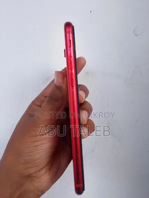 Apple iPhone SE (Used)