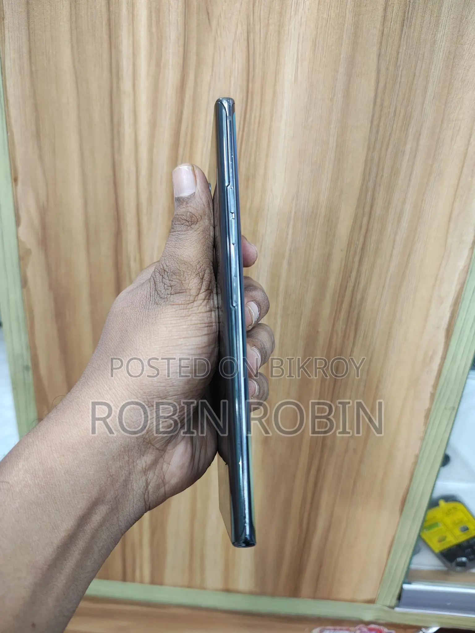 LG Velvet 5G . (Used)