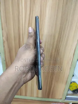 LG Velvet 5G . (Used)