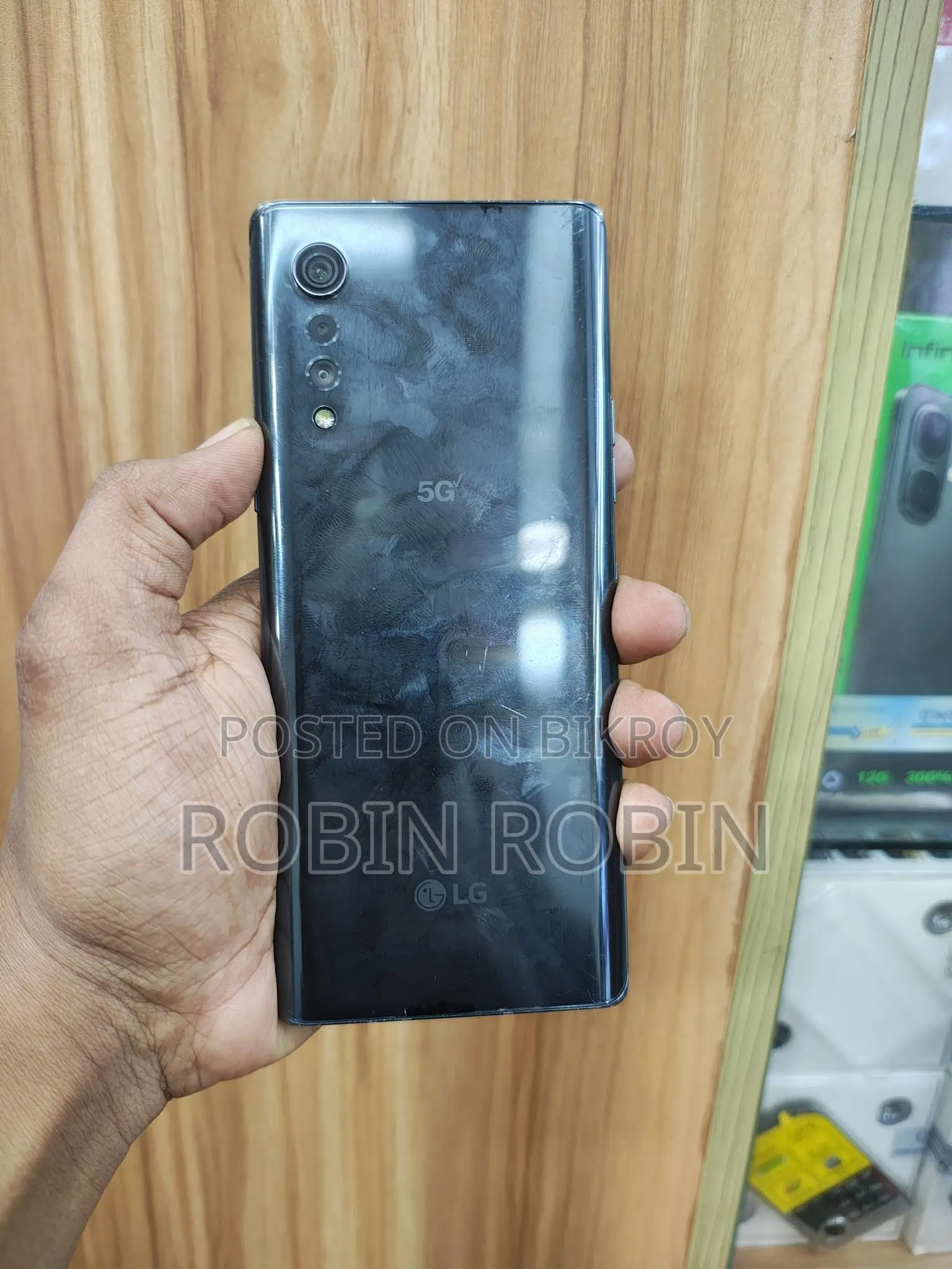 LG Velvet 5G . (Used)