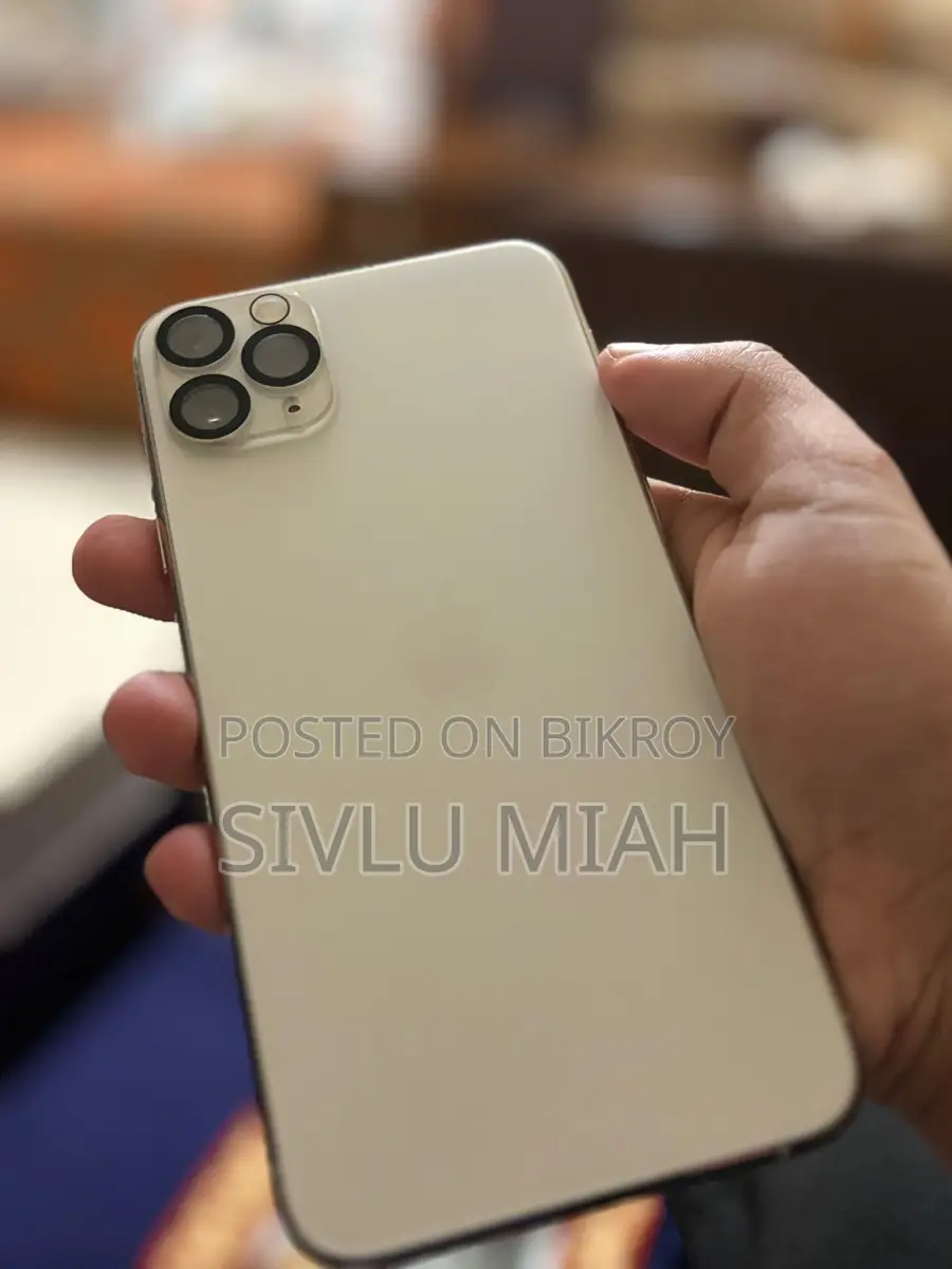 Apple iPhone 11 Pro Max ইউকে (ব্যবহৃত)