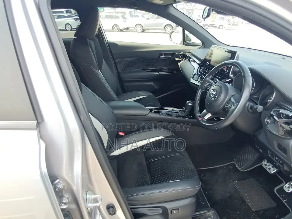 Toyota C-HR GR-SPORTS 2021