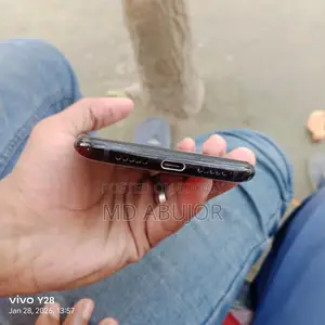 OnePlus 6T . (Used)