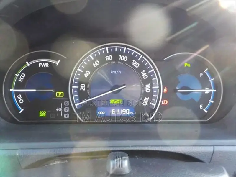Toyota Esquire GI LED 4.0 PEARL 2020