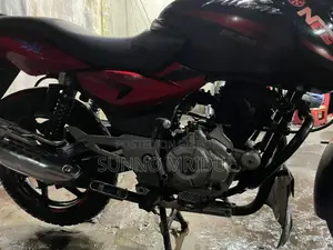 Bajaj Pulsar 150 2017
