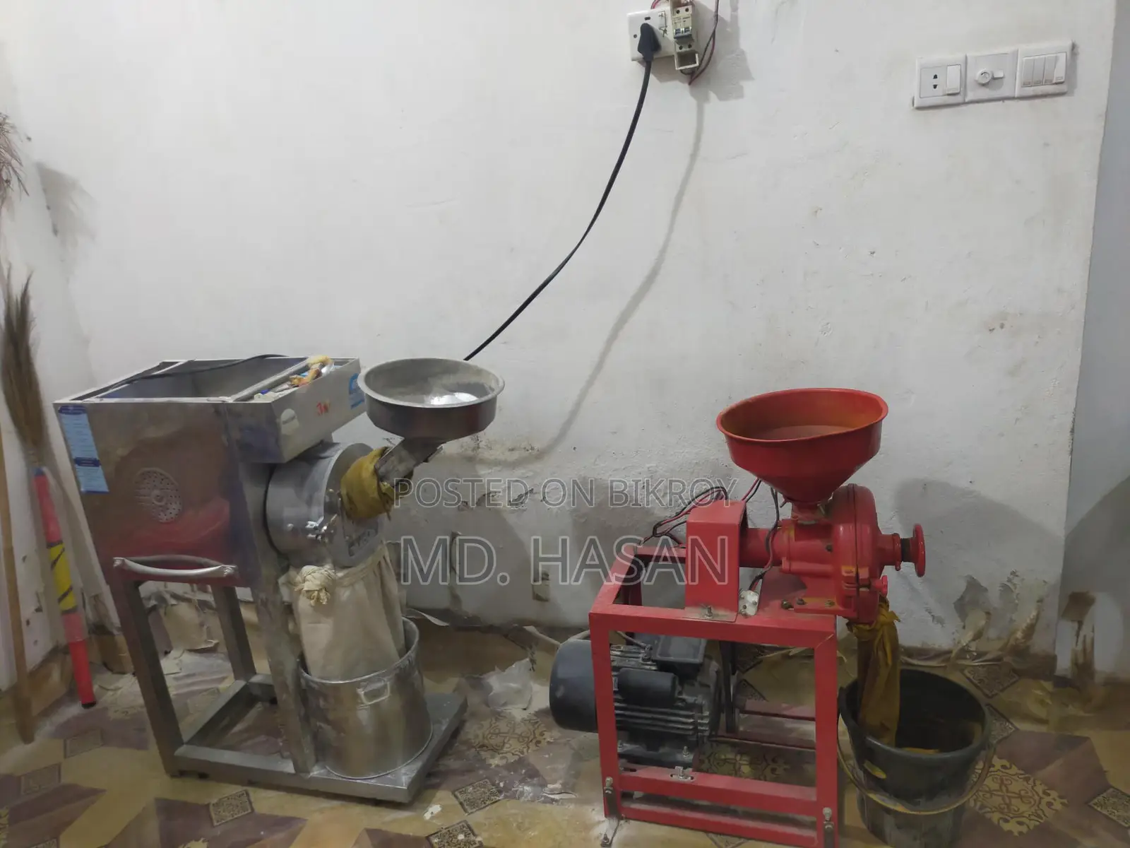 Indian Pulverizer 3hp & China 8" Grinder Machine 5hp