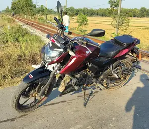 TVS Apache RTR 160 . 2022