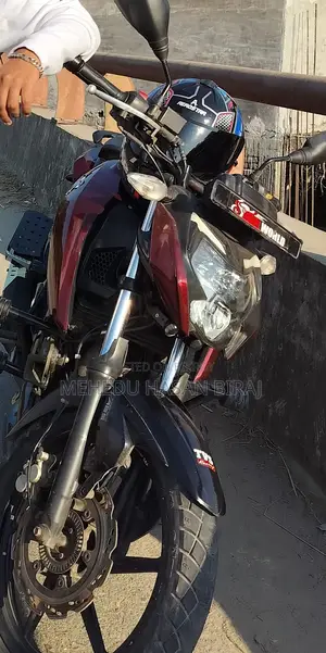 TVS Apache RTR 160 . 2022