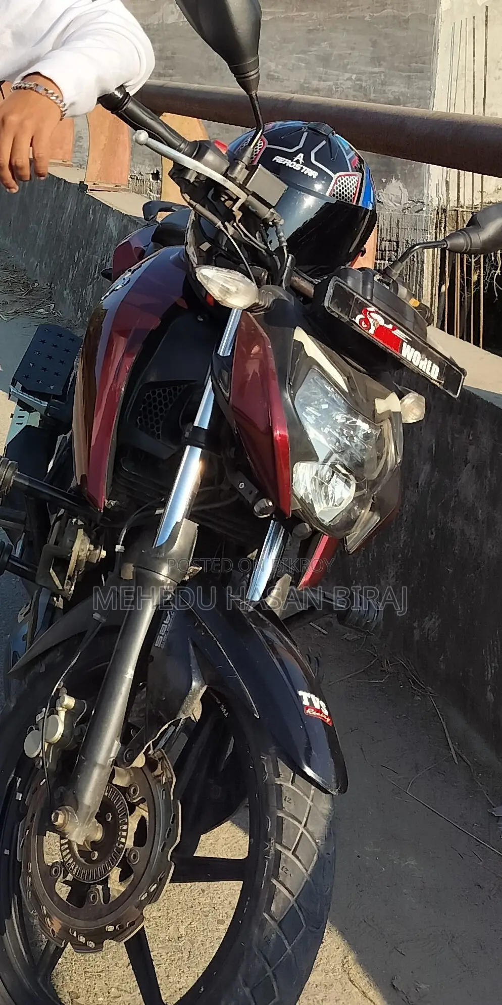 TVS Apache RTR 160 . 2022