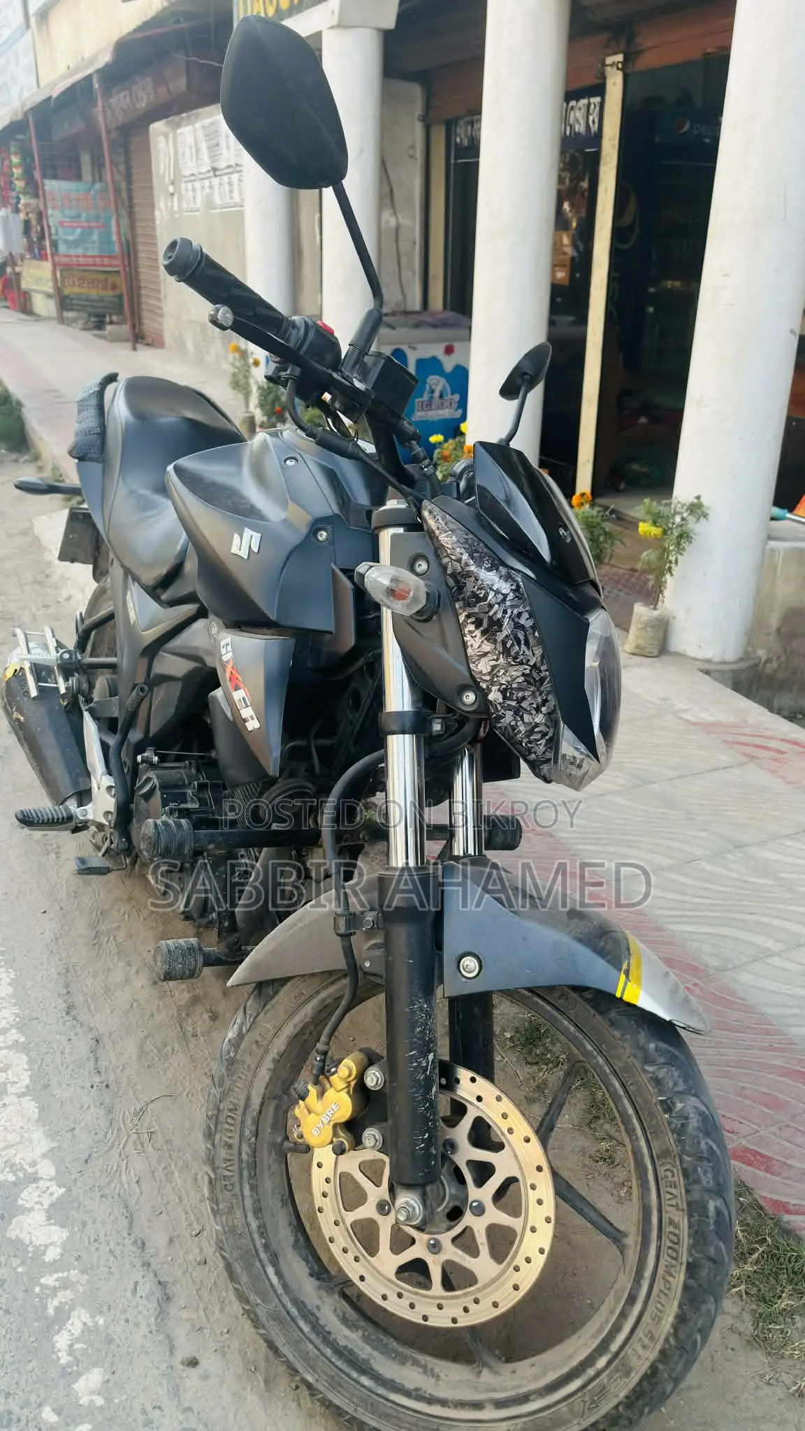 Suzuki Gixxer . 2024