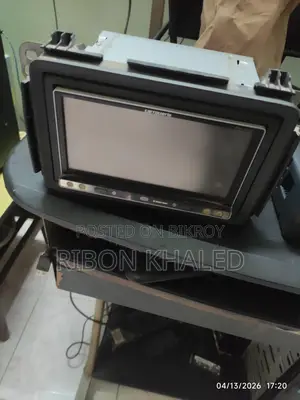 এক টা DVDপেলেয়ার ১টা বাতাসের মিসিন
