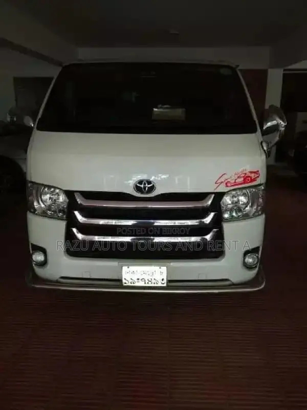 ভাড়ার জন্য Hiace