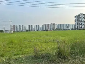 5 Katha plot for sale on the road after 9th Avenue, Sector-16-F.
