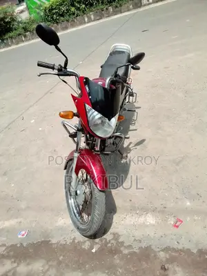 Yamaha 2017 Red