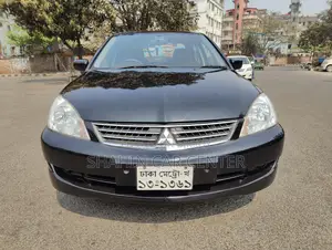 Mitsubishi Lancer Ex 2011