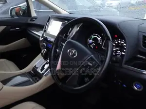 Toyota Alphard EXECUTIVE LOUNGE HYB 2021